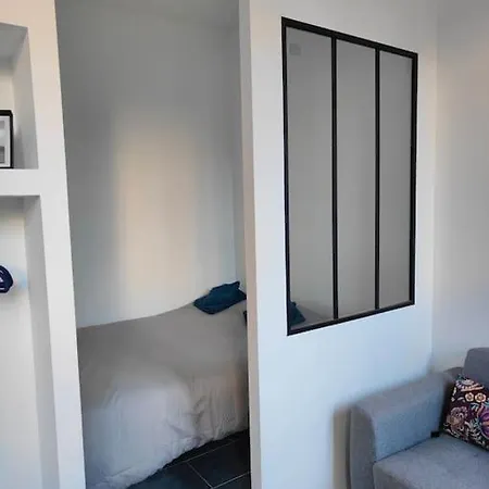 Hyper Centre Metro Gare Lejlighed